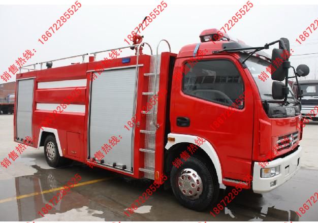 东风多利卡消防车