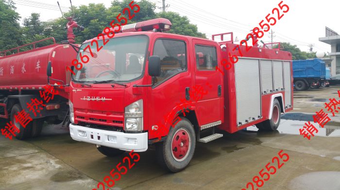 五十铃700P泡沫消防车